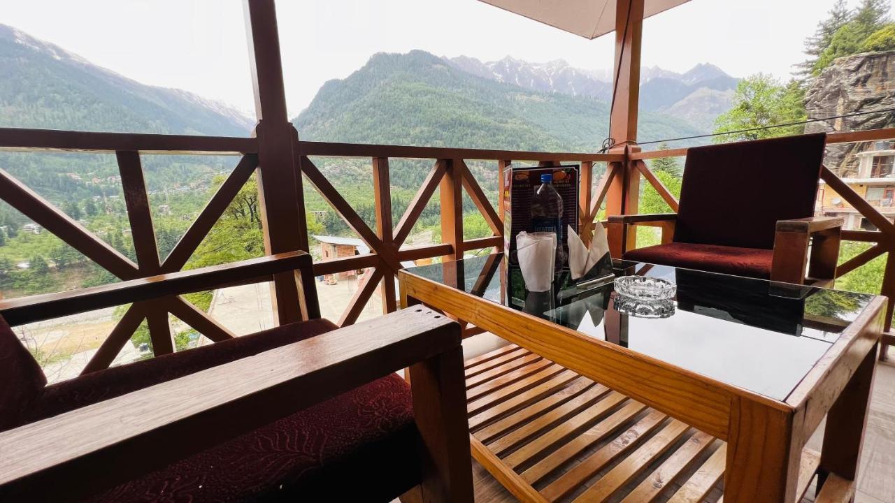 Hotel Hollywood - Top Rated & Most Awarded Property In Manali Экстерьер фото